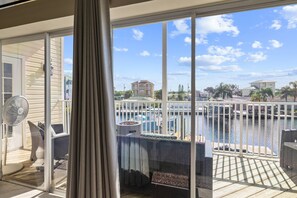 Interior - Luxury 3BR Waterfront Escape and Boaters Dream w/ Heated Pool, Jacuzzi & Private Dock – Gulf Access! (Hudson)