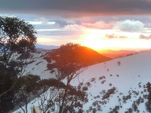 Apartment, 3 Bedrooms, Balcony, Mountain View | Exterior - 24 Hotham 3 Bedroom Renovated Apartment (Hotham Heights)