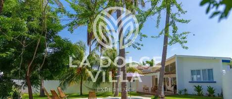 Alberca al aire libre