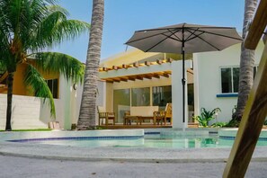 Alberca al aire libre 