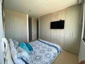 3 bedrooms, free WiFi, bed sheets