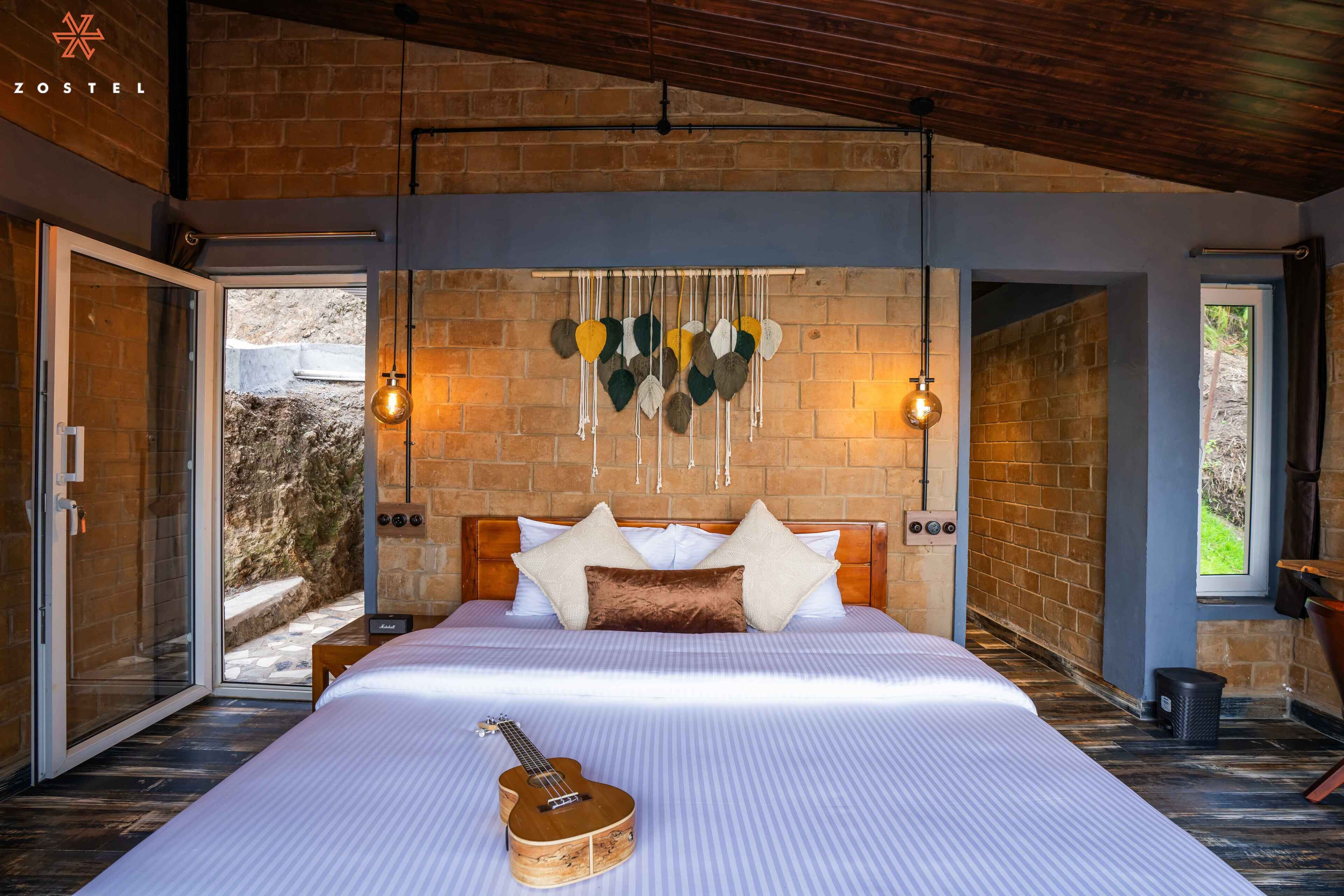 Superior Room (with balcony and mountain view) | Kostenloses WLAN, Bettwäsche