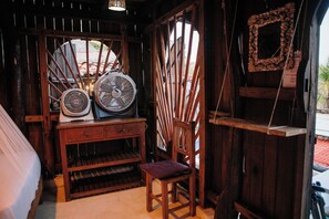 Basic Triple Room | Premium bedding, down comforters, free WiFi, bed sheets - SHAMBHALA VISION (San Pedro Pochutla)
