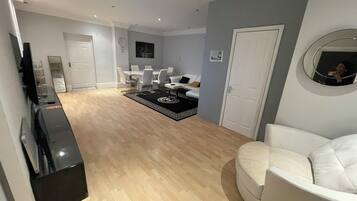 Smart TV, DVD player, books