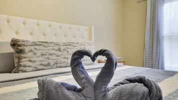 3 chambres, fer et planche Ă repasser, lit parapluie, Wi-Fi