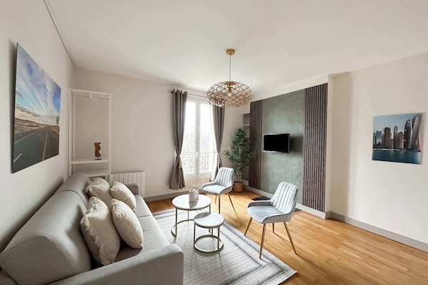Perfect living room for families and friends, with TV and WiFi