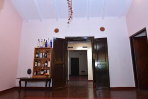 Interior - Heavens EDGE Villa in Galle Peaceful Location and beautiful Garden (Galle)