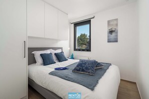 3 slaapkamers, een bureau, wifi, beddengoed
