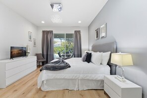 4 quartos, ferros/tábuas de passar roupa, berço de viagem, Wi-Fi