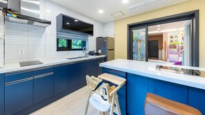 Basic Room, 1 Bedroom (101) | Private kitchen