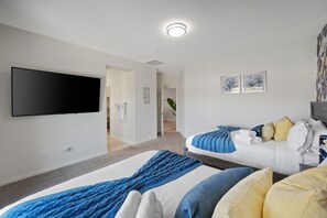 4 chambres, fer et planche à repasser, accès au Wi-Fi (inclus)