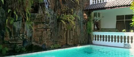 Piscine extérieure