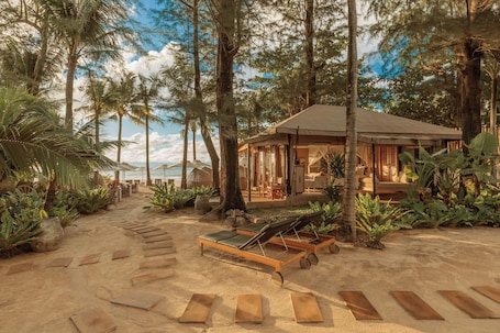 Beach Tent | 1 bedroom, premium bedding, minibar, in-room safe