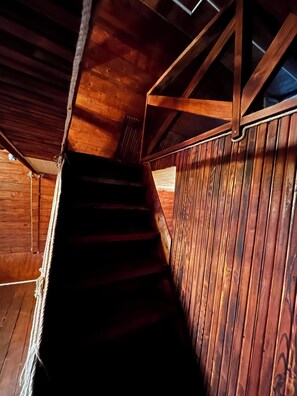 Bureau, chambres insonorisées, fer et planche à repasser, Wi-Fi gratuit