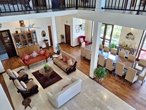 Interior - MYH - Lake Front Pvt Villa (Bandaragama)