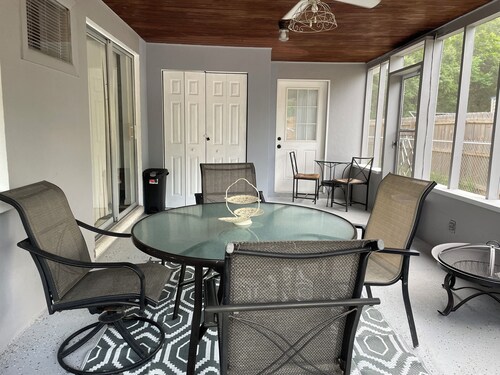 Travel and discover central Florida Springs while staying in our modest home.