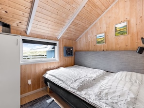 3 bedrooms, WiFi - "Valia" - 400m to the fjord by Interhome (Hvide Sande)