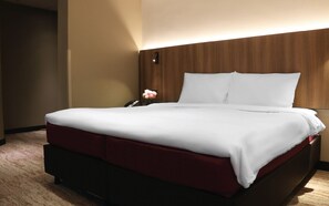 Chambre « Premier » | Coffres-forts dans les chambres, bureau, fer et planche à repasser