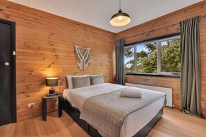 3 間睡房、免費 Wi-Fi、床單