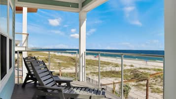 Rumah, Beberapa Tempat Tidur (Windsong) | Teras/patio