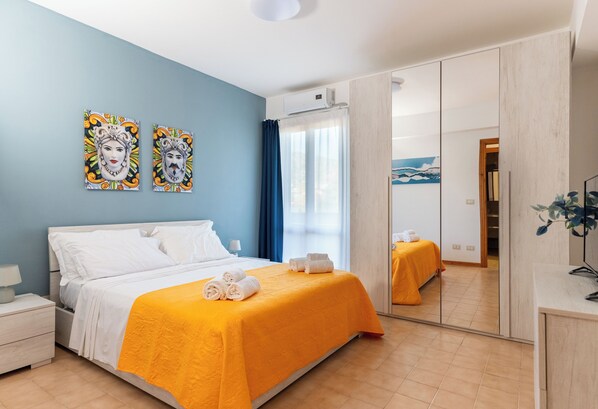 2 Schlafzimmer, Reisekinderbett, kostenloses WLAN, Bettwäsche