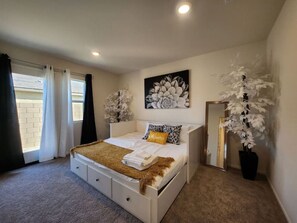 4 Schlafzimmer, Schreibtisch, kostenloses WLAN, Bettwäsche