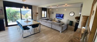 Villa Moderne 6 Personnes Piscine Privée et Jacuzzi
