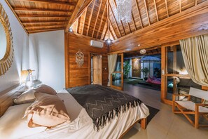 1 bedroom, in-room safe, desk, iron/ironing board - Villa Sejaki (Cemagi)