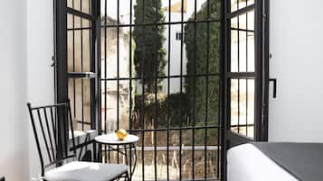 3 chambres, fer et planche Ă repasser, accĂšs Internet, draps fournis