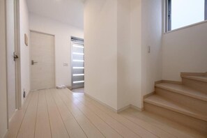 Interior - Shiokaze Villa (Miyakojima)