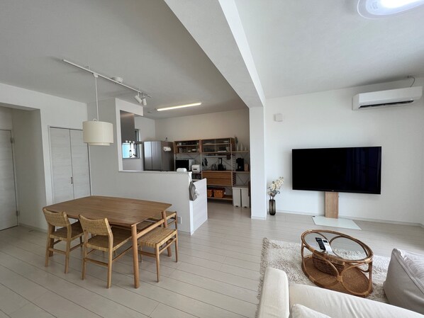 Basic Villa | Living area | Flat-screen TV, computer, computer monitors, printers - Shiokaze Villa (Miyakojima)