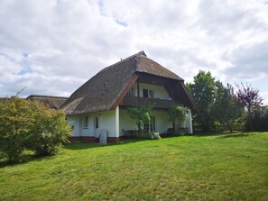Exterior - Vacation apartment in the countryside between Binz and Sellin (Zirkow)