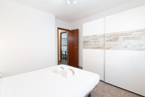 3 Schlafzimmer, Bügeleisen/Bügelbrett, kostenloses WLAN, Bettwäsche