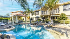 Pool - Martys, 7/2 Intrepid Cl - pool , air con , Wi-Fi and linen (Nelson Bay)