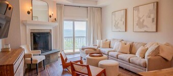 Mountainside 2-BR Ski-In/Out Okemo Haven