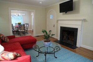 Smart TV, fireplace, offices