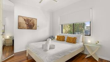 3 bedrooms, iron/ironing board, travel crib, free WiFi