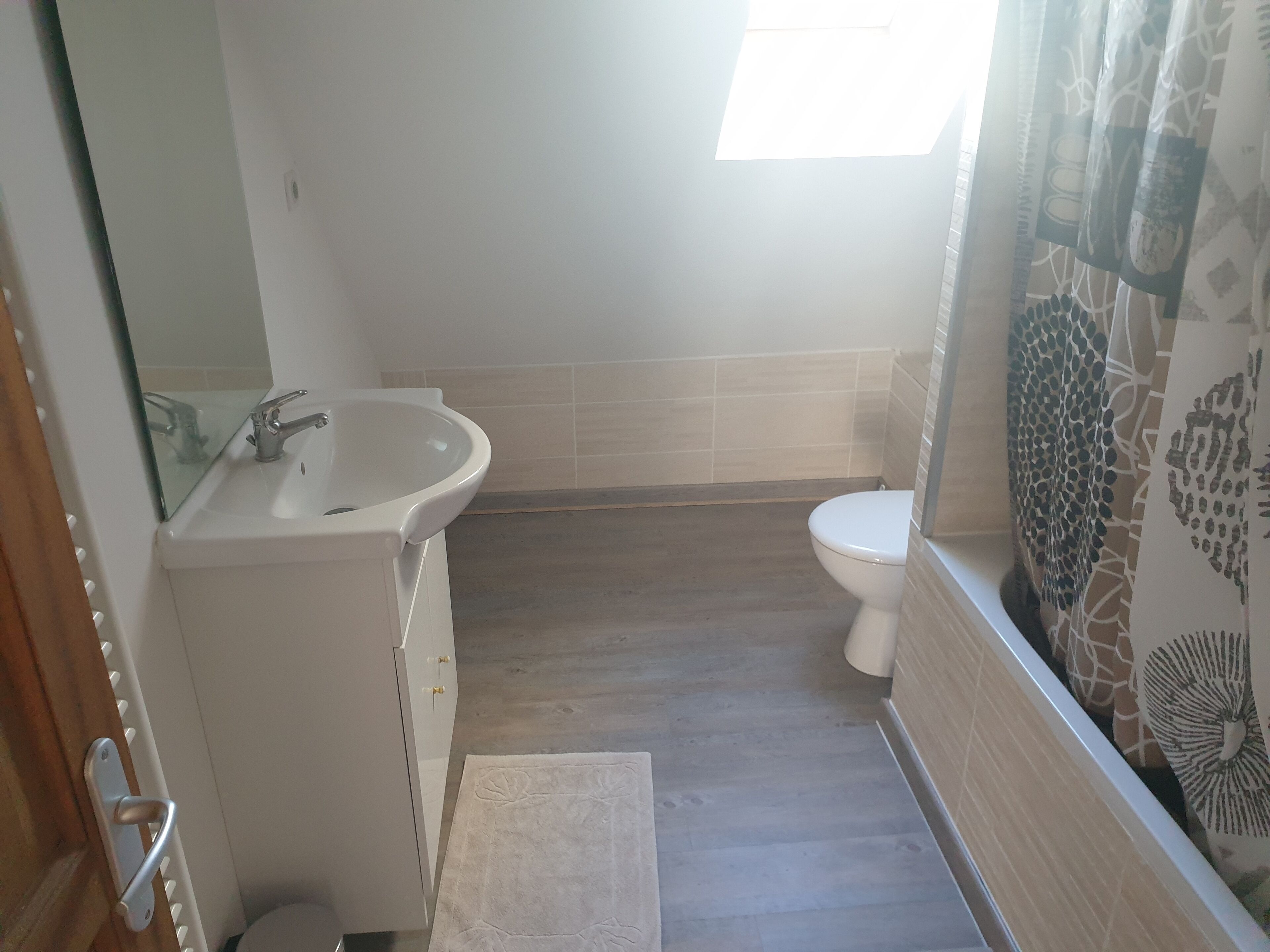 Dusche, Toilettenpapier