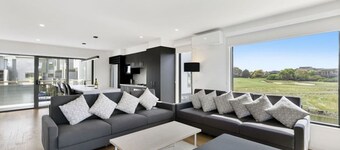 The Fairway Club 17 $ Bedroom Premium Townhouse