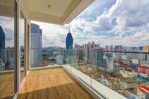 Siganture Two Bedroom Suite | Balkon