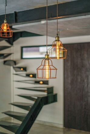 تفاصيل الفندق من الداخل