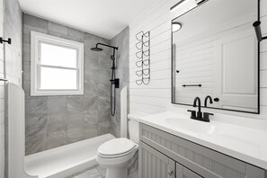 Shower, towels