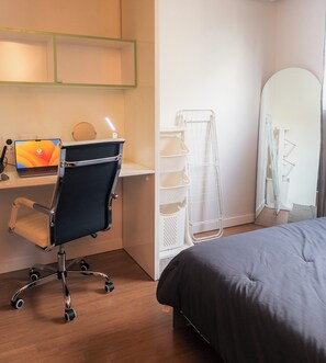 1 bedroom, WiFi, bed sheets