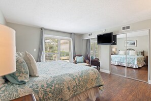 2 chambres, fer et planche à repasser, Wi-Fi gratuit, draps fournis