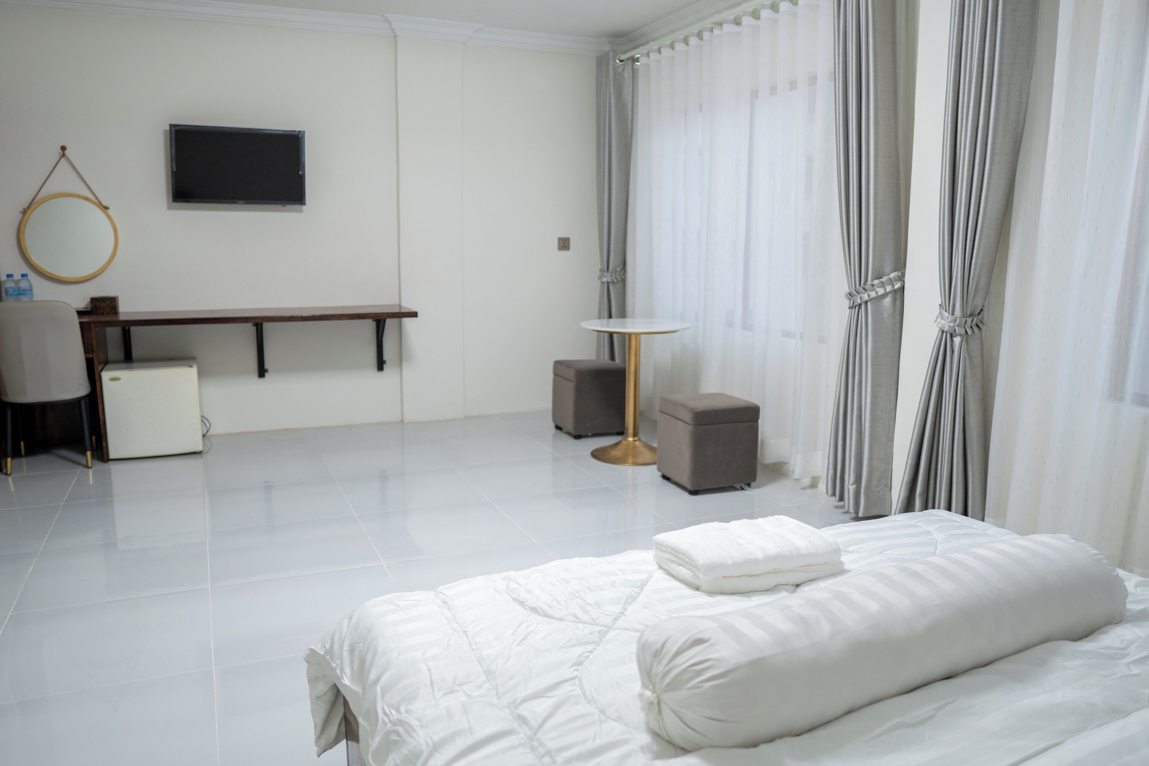 Photo - Empire House, Phnom Penh