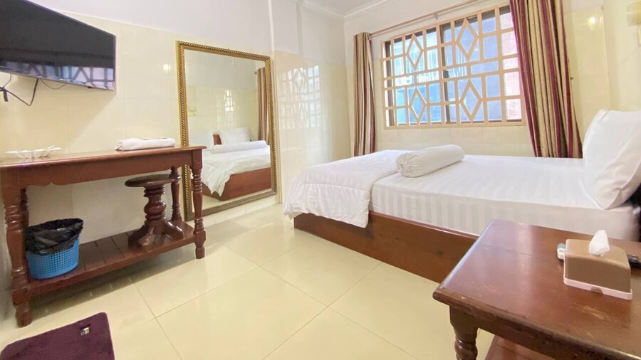 Empire House Phnom Penh