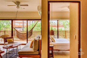 4 soverom, safe på rommet, strykejern/-brett og wi-fi (inkludert)