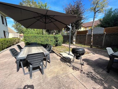 Propriété de Campagne Rénovée , à Proximité de Sentiers de Randonnées