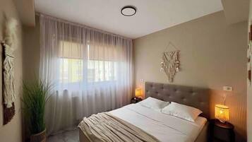 1 bedroom, iron/ironing board, free WiFi, bed sheets