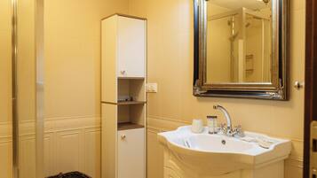 Free toiletries, hair dryer, towels, toilet paper